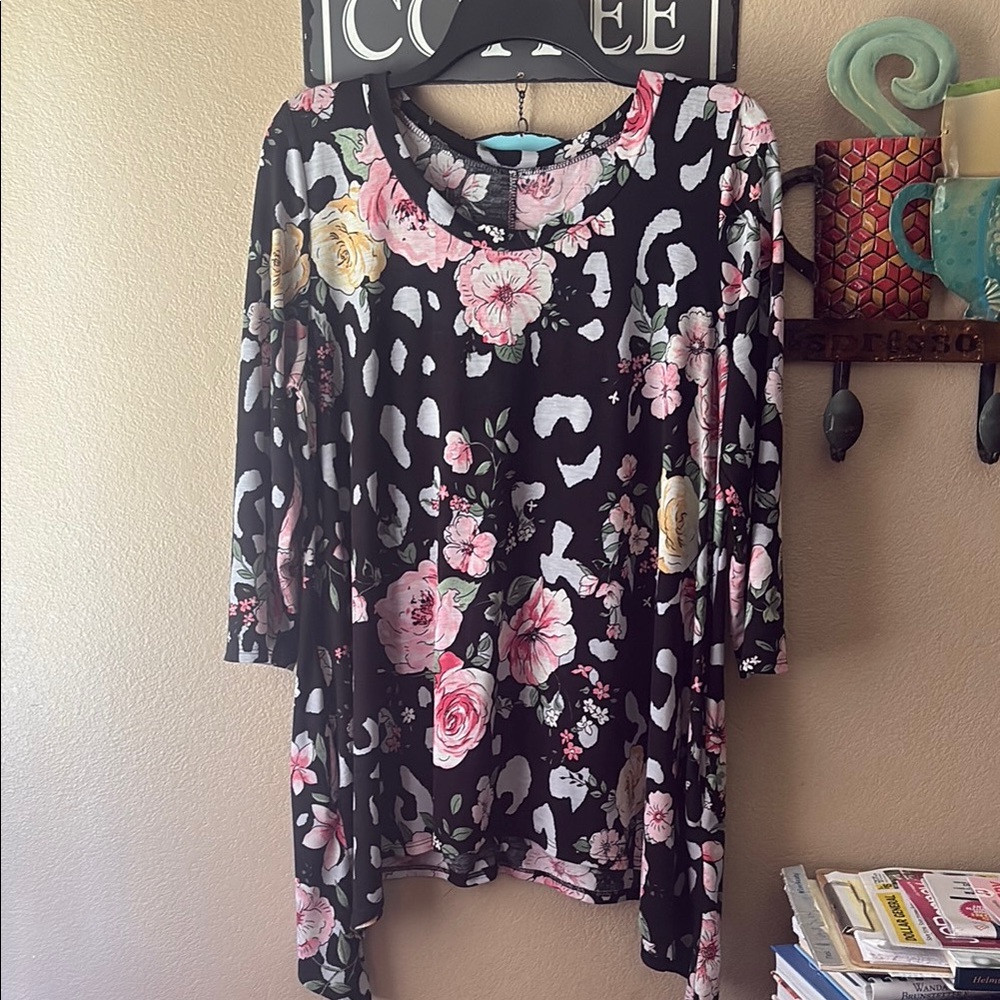 Honeyme Black and Pink Asymmetrical Tunic Top